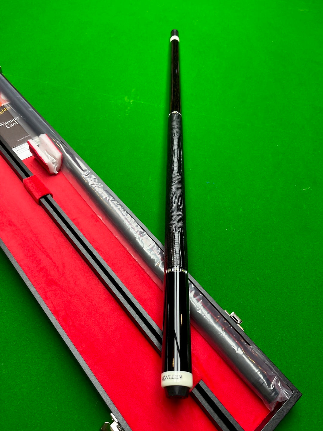 KONLLEN KL-12F Carbon Fiber Pool Cue Stick 12.4mm Tip